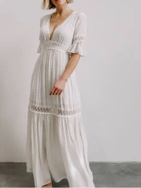 Baltic Born Rayne Deep V Creamy White Swiss Dot & Lace Maxi Dress Sz XL